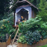 inviting-treehouse